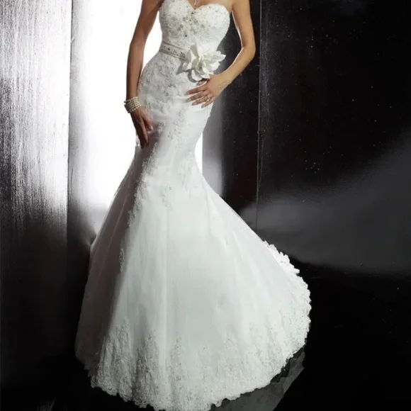 Christina Wu | Dresses | Christina Wu Wedding Dress Mermaid Style | Poshmark